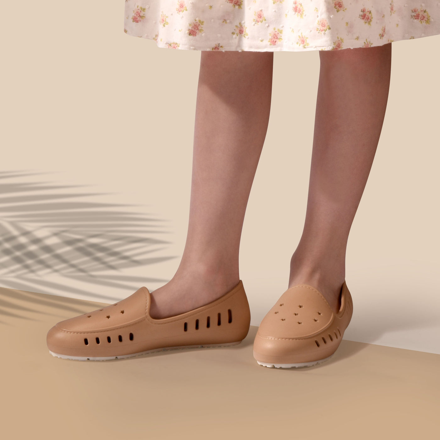 Teens Cruise loafer tan water shoe